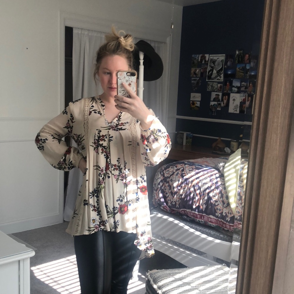 Blu Pepper Top